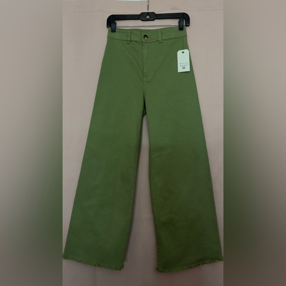 Billabong Denim - Billabong High Waisted Wide Leg Jeans | Trendy Fit